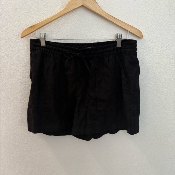 NWT J crew Linen Classic Black Women's Shorts size M - Picture 1 of 4